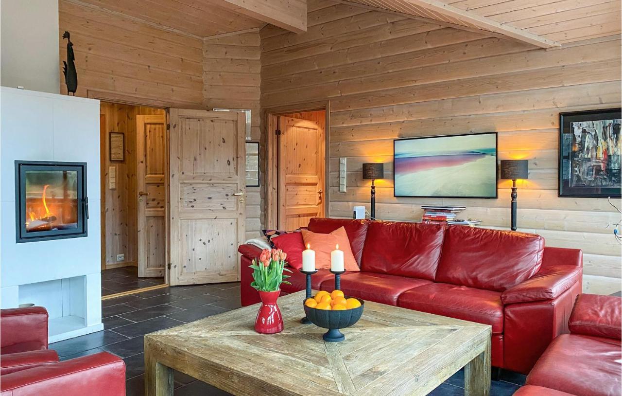 Nice Home In Straumgjerde With Wifi Brunstad Luaran gambar